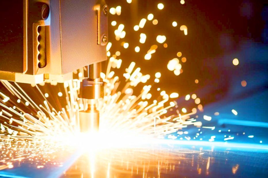 Metal-laser-cutting-process